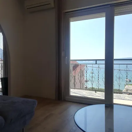 Apartman Duce 1